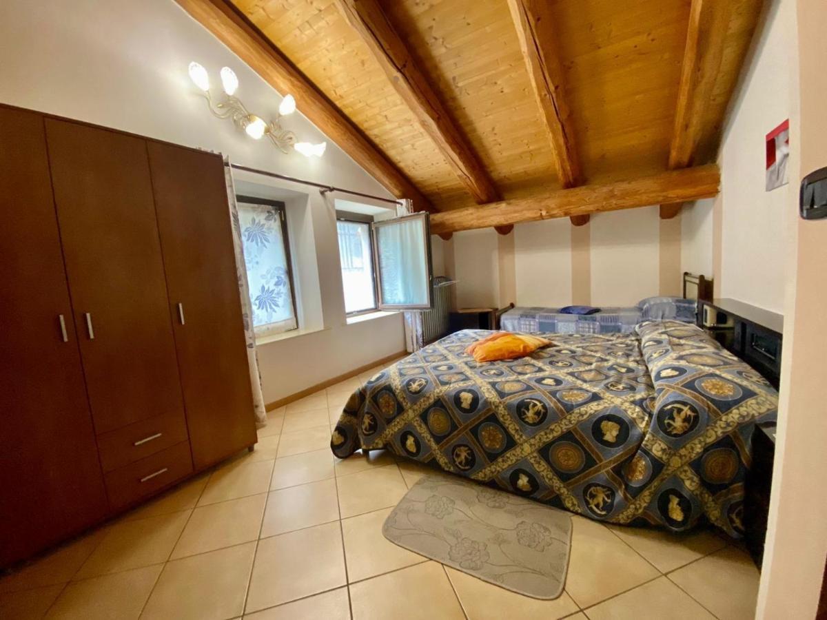 Villa Casa "La Fucina" à Melle Extérieur photo
