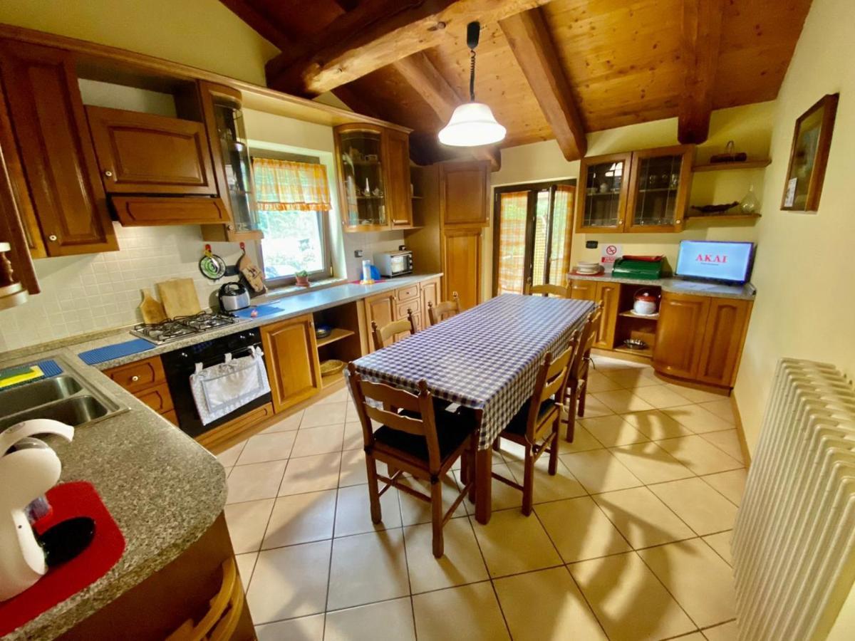 Villa Casa "La Fucina" à Melle Extérieur photo